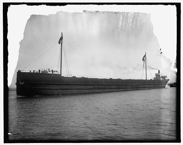 Constitution,Great Lakes,cargo ships,freighters,Detroit Publishing Company,1900