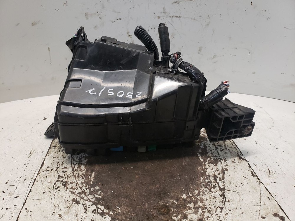 2014-2016 MAZDA 6 Fuse Box Junction Box Engine Tested OEM