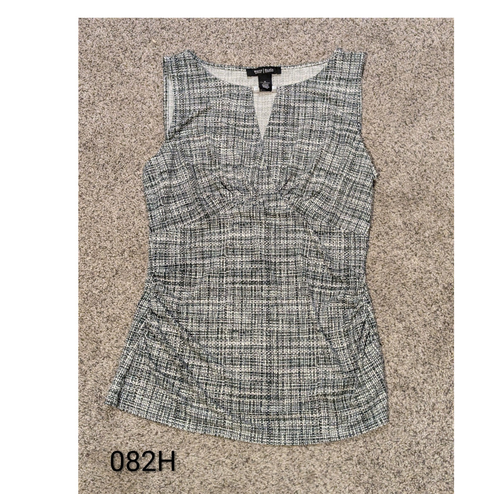 White House Black Market Women’s S Black & White Geo V-Neck Tank