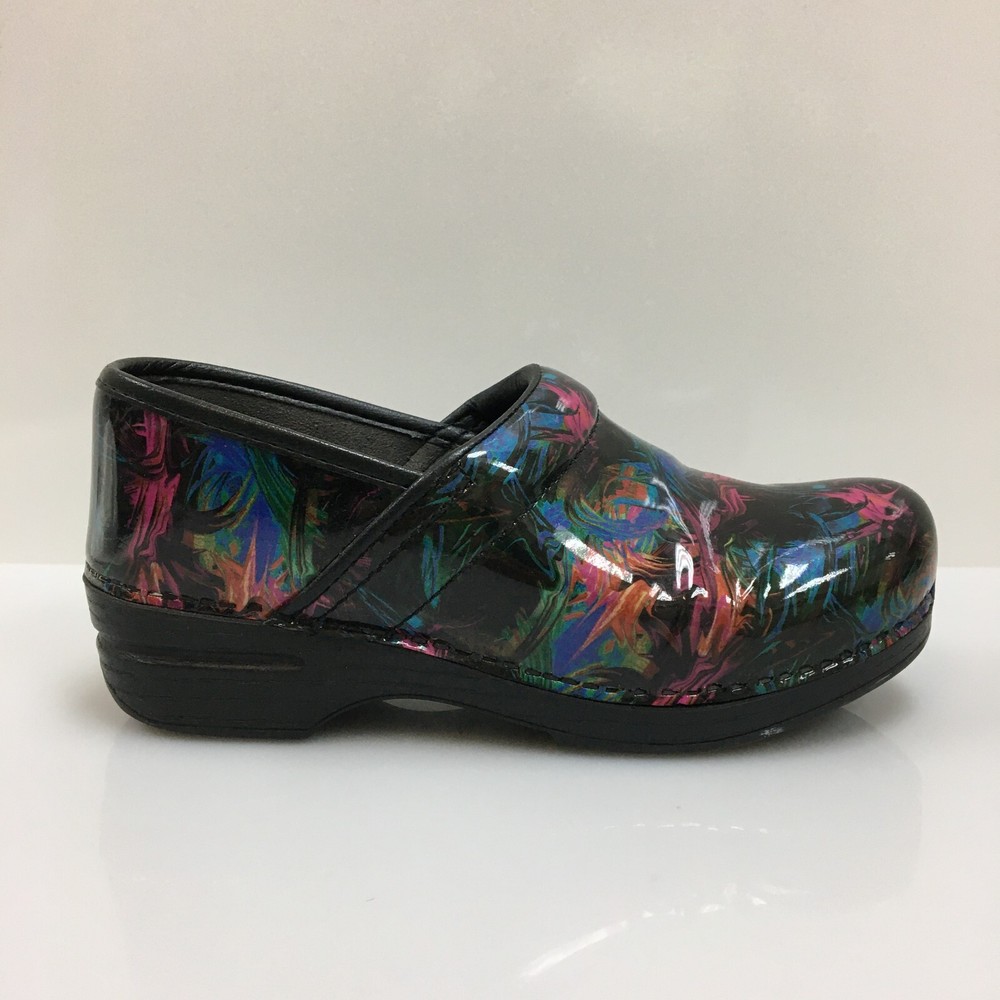 Dansko Pro XP Black Patent Leather Slip-On Clogs for Women Size 7.5 Nursing Medical Professionals