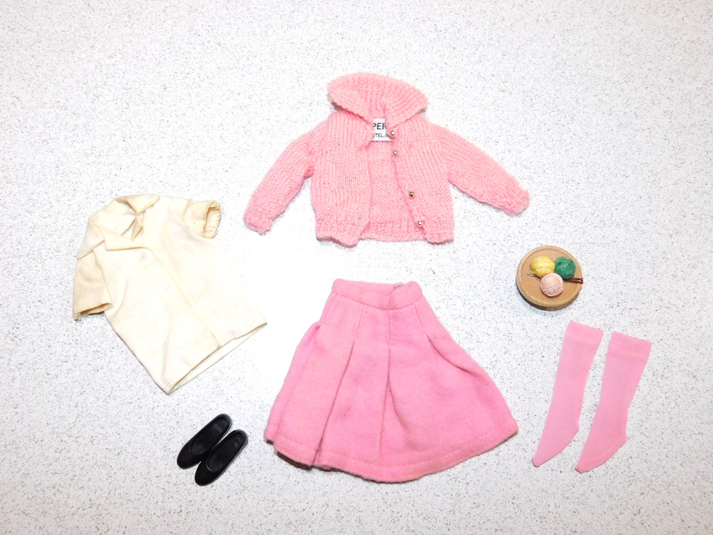 Barbie:  Skipper VINTAGE Complete SCHOOL DAYS Outfit!