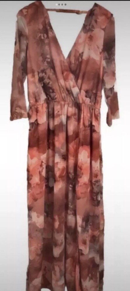 Beautiful Showcase Floral Chiffon Maxi Occasion Dress. Size 14