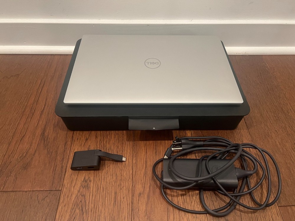 2024 Dell XPS 16 Laptop Core Ultra 9 32GB 1TB SSD 16.3