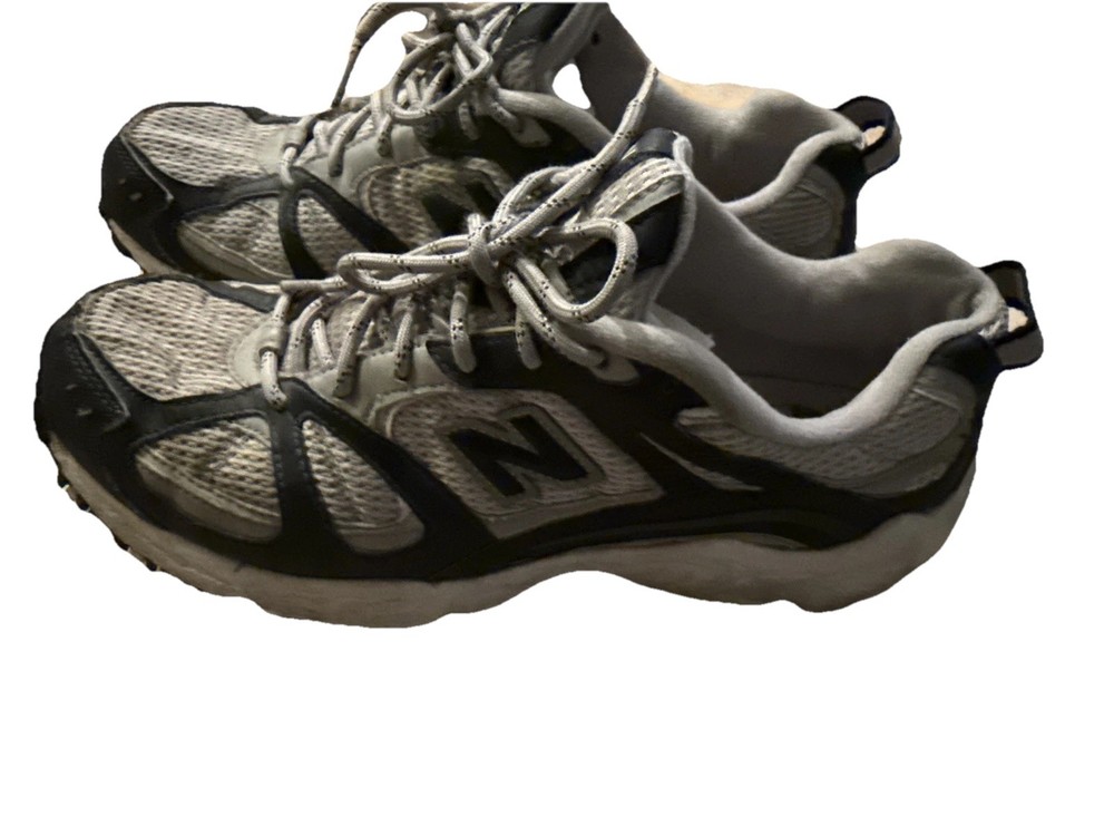 Men’s Size 10 New Balance 473 Athletic Shoes Gray, And Navy Blue W/ White Bottom