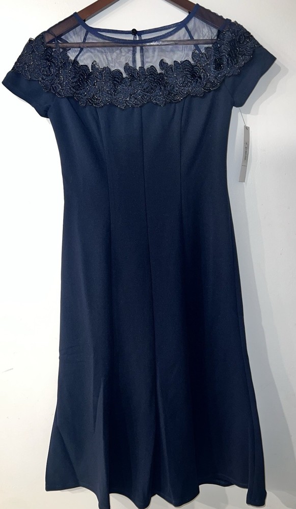 NWT Maggy London Fit N Flare Dress Women's Sz 2 Navy &  Illusion Cap Sleeve