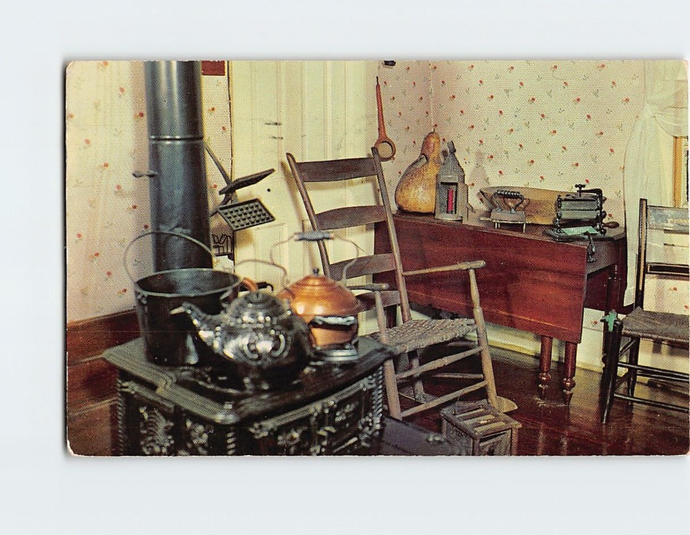 Postcard The Kitchen Mark Twain's Boyhood Home Hannibal Missouri USA