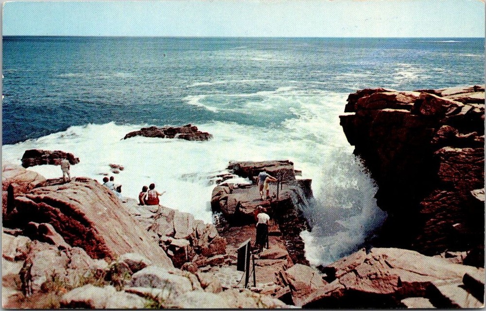 Thunder Hole Acadia National Park Mt Desert Island Bar Harbor Maine Postcard-image
