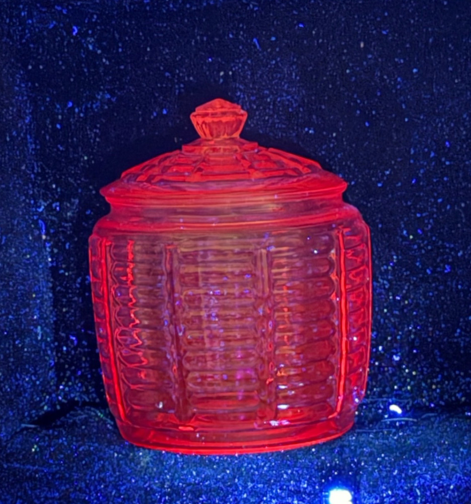 Fun Vintage Anchor Hocking Pink Selenium Depression Glass Bee Hive Cookie Jar