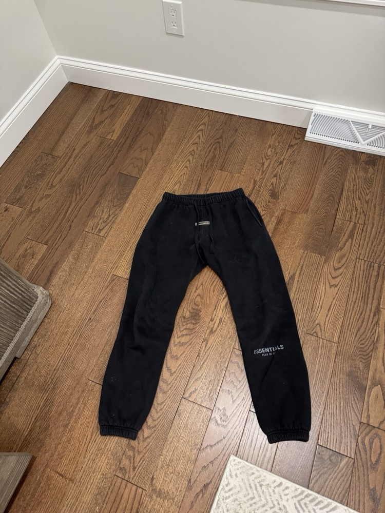 Men's Essential Black M Slim Fit Casual Pants