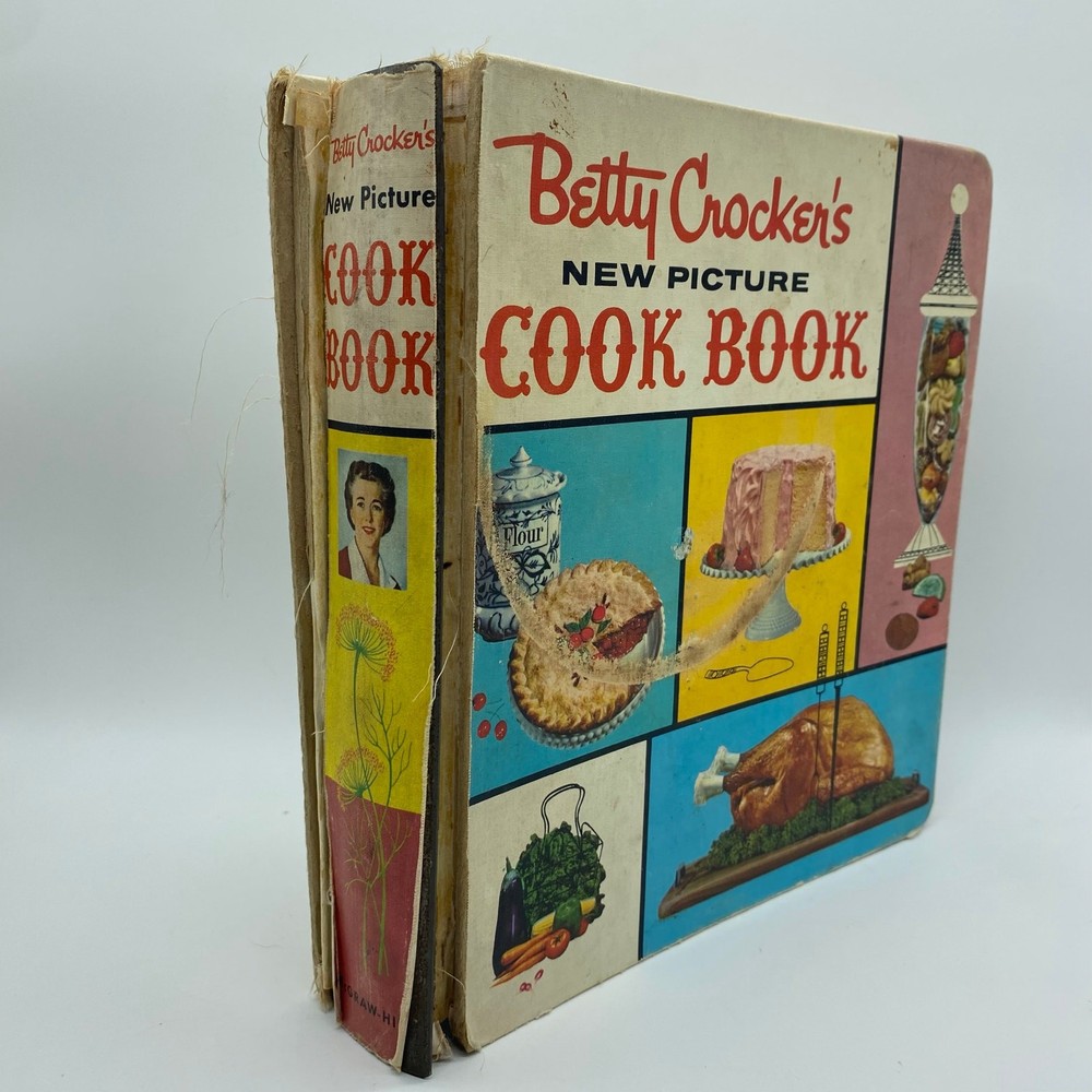 Betty Crocker's New Picture Cook Book Hardcover Recipe Book Binder 9 x 10