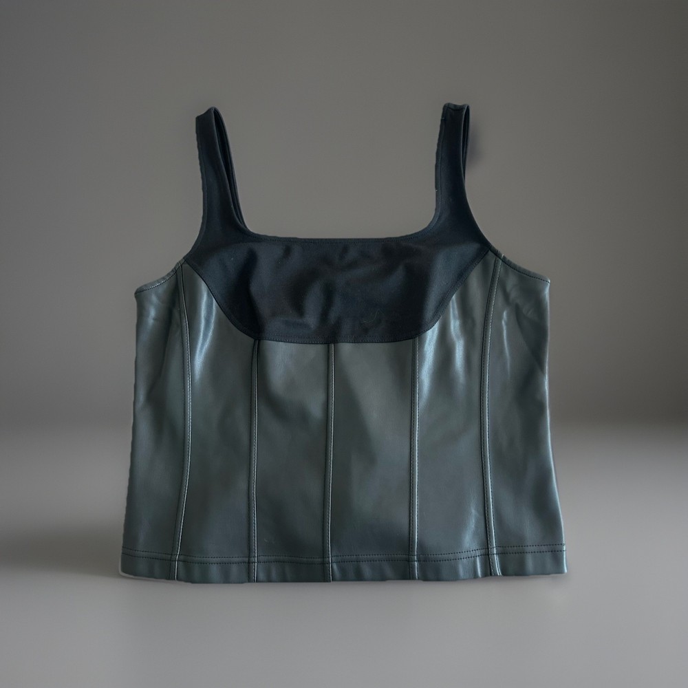 Versona Women's Faux Leather Tank Top Size XL NWOT