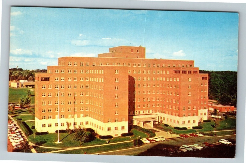Ann Arbor MI-Michigan, Veterans Administration Hospital Vintage Postcard