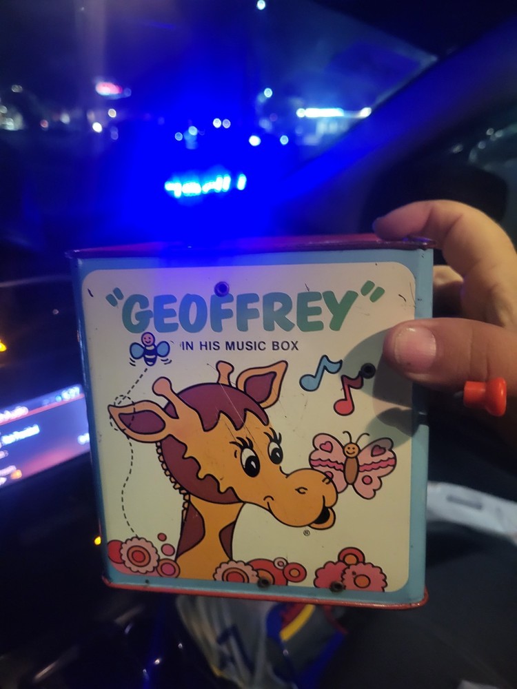 1975 Vintage Toys R Us Geoffrey The Girraffe Music Box Working
