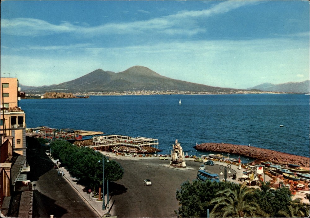 Vesuvius Naples Campania Italy vintage postcard a654