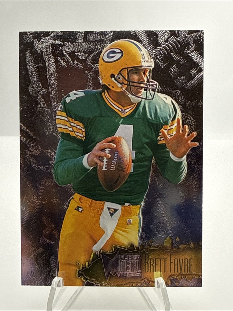 1996 Fleer Metal - Brett Favre #45
