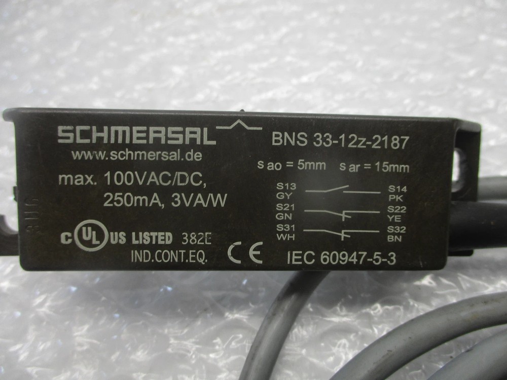 SCHMERSAL BNS33-12Z-2187-10M / BNS3312Z218710M (New)