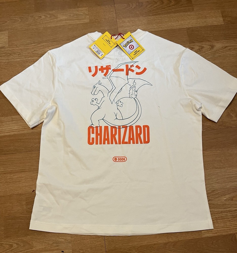 Adult Charizard Graphic Print Short Sleeve Crewneck T-Shirt – Pokémon x Target