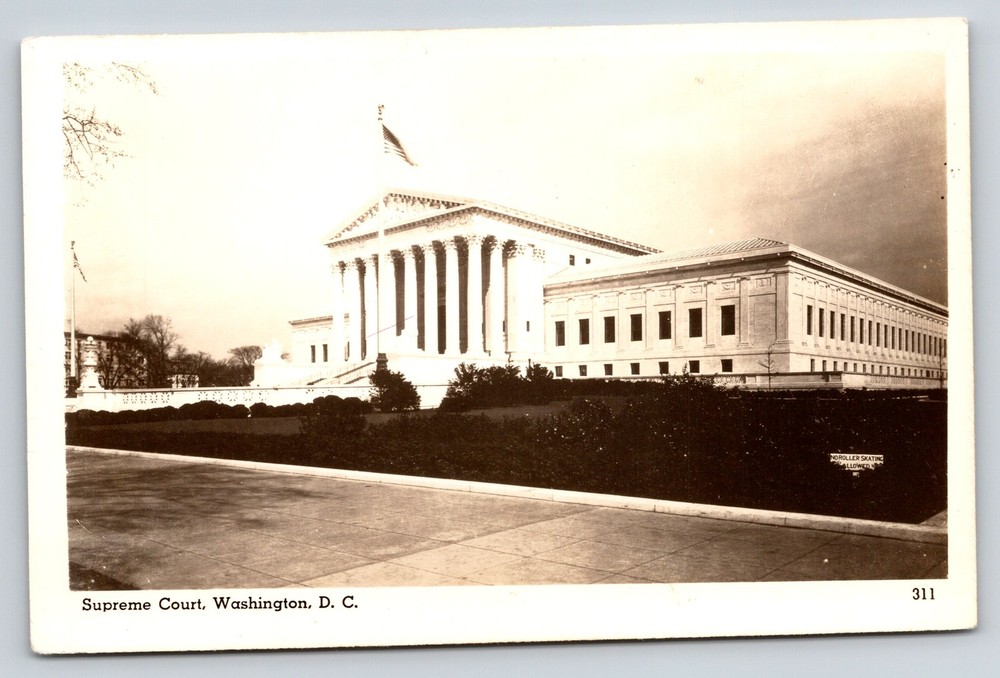 RPPC~Washington DC~Supreme Court Bldg~USA Flag~Neoclassical Revival~1940s PC