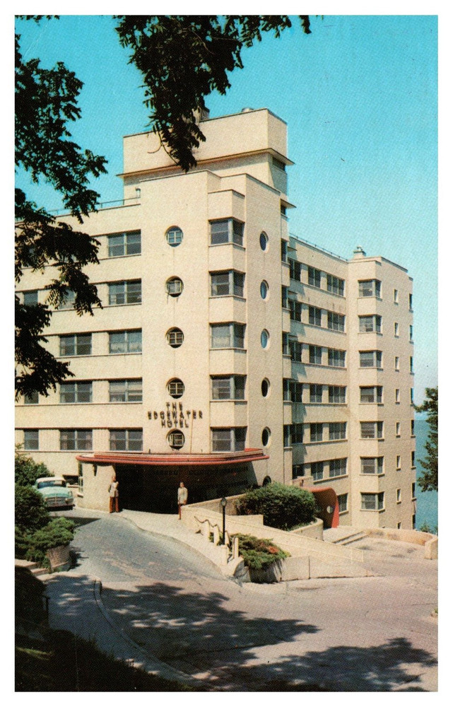 Madison WI Wisconsin The Edgewater Hotel Posted 1966 Chrome Postcard