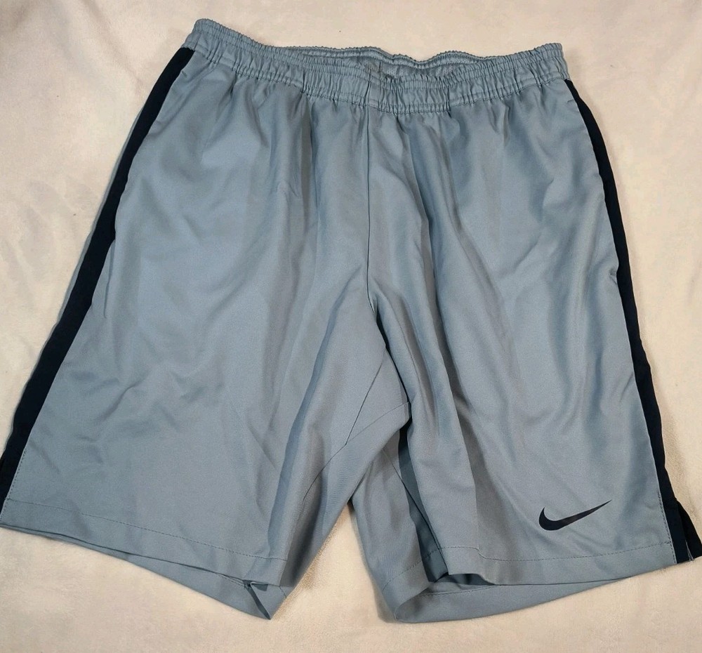 Nike Dri-FIT Men's Medium Shorts Light Blue Navy Stripe Athletic Gym Running M