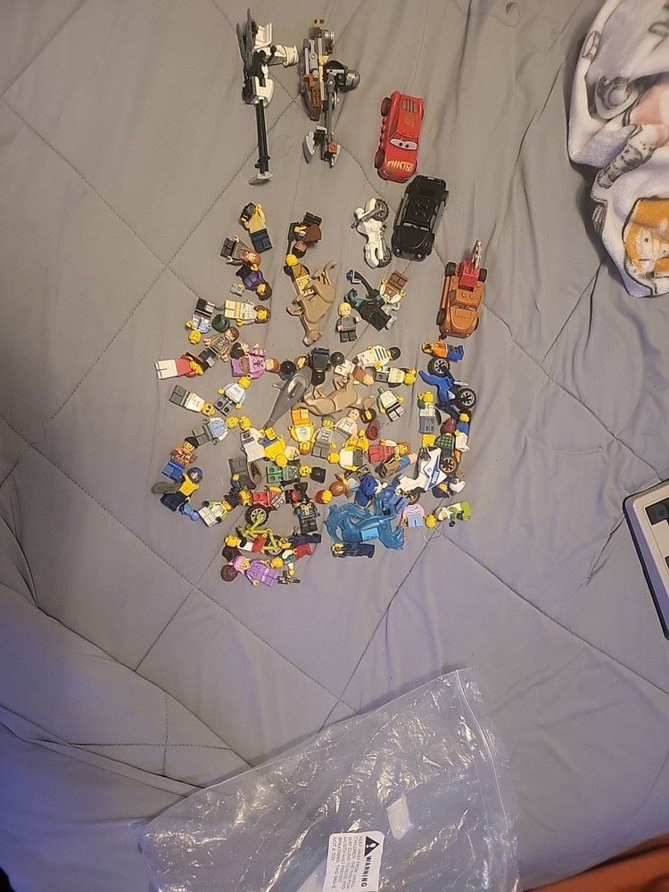 Lego Minifigure Lot
