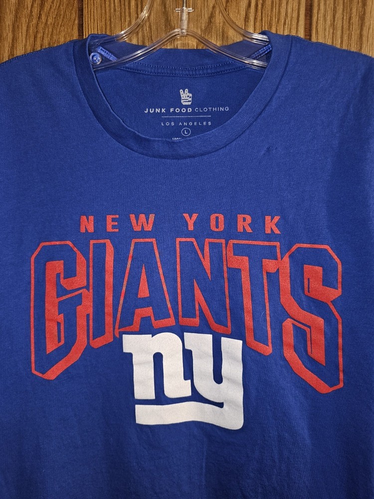 New York Giants Junk Food Retro Large Mens Blue Graphic Logo Tshirt NFL
