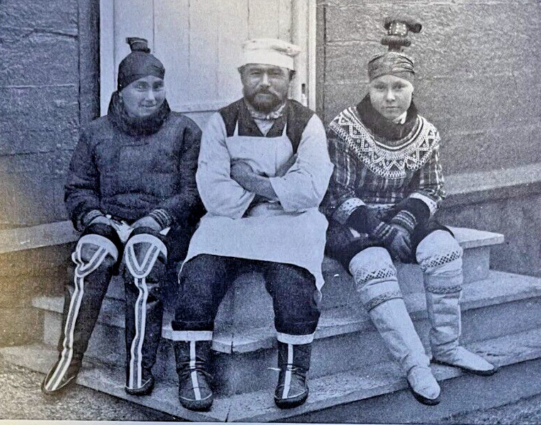 1911 Eskimo Women in Greenland illustrated