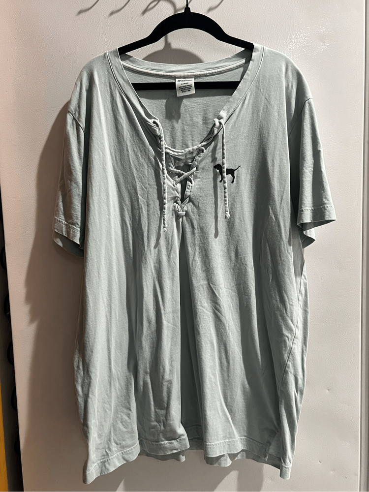 PINK By Victorias Secret T-Shirt Woman’s Size Medium