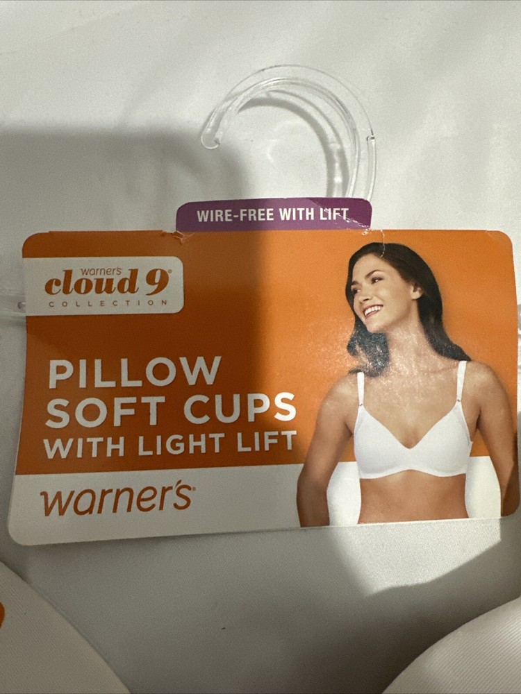 Women's Cloud 9 Wireless Lightly Lined Comfort Bra 36B White  