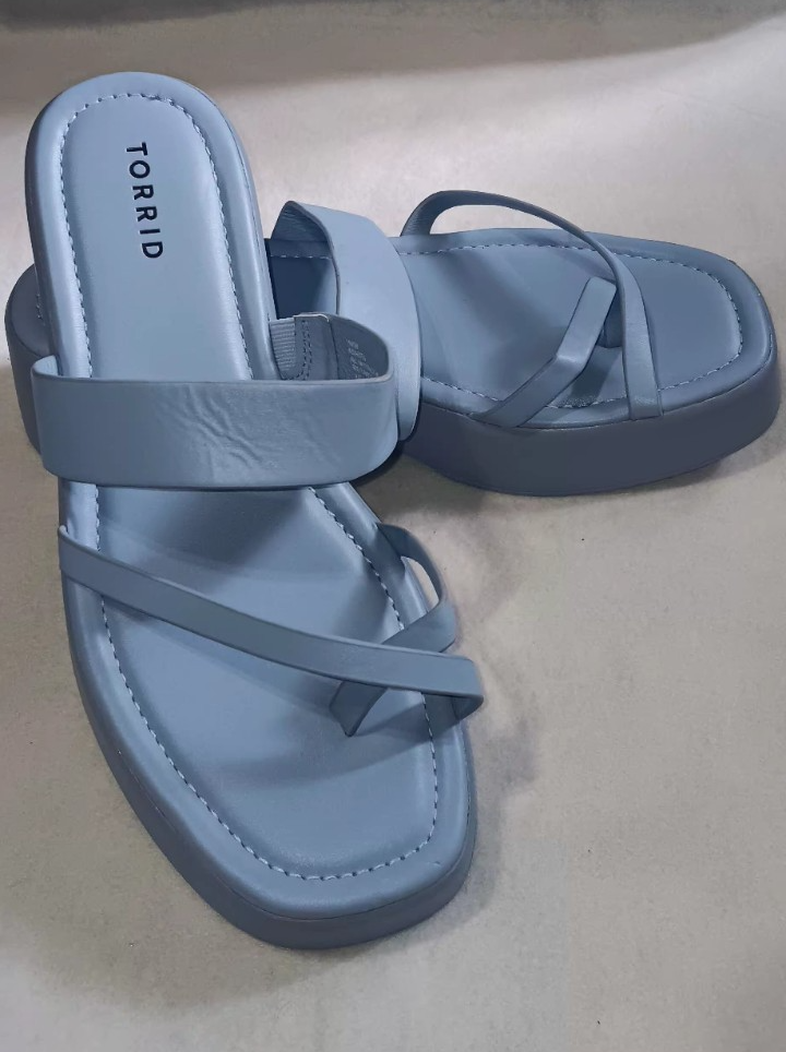 Torrid Womens Size 11 Wide Shoe Sandals Blue Comfort Strappy