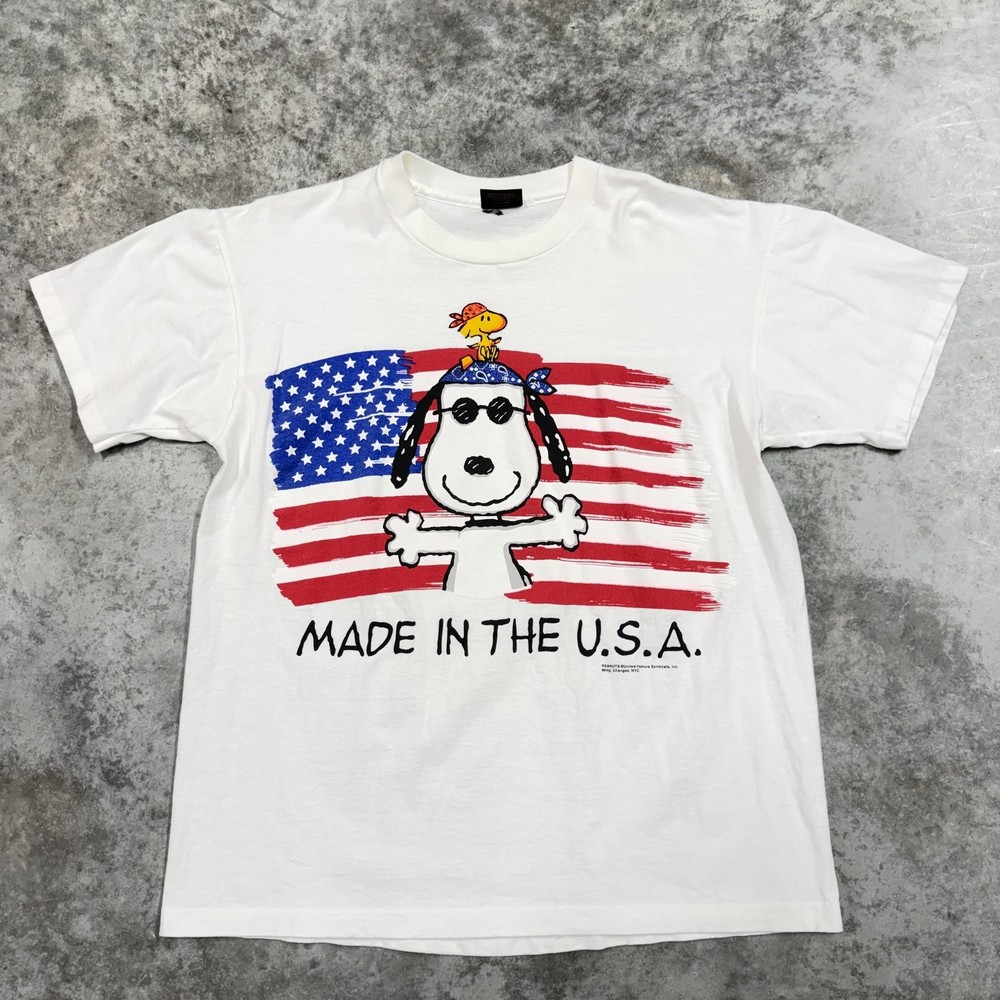 Vintage Changes Peanuts Snoopy Shirt Mens Large White Made USA Flag Graphic 90s