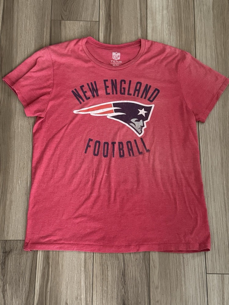 New England Patriots NFL Team Apparel Football T-Shirt Short Sleeve Red Men’s XL