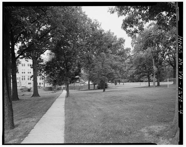 4. OVERALL VIEW NORTH SHOWING SOUTH REAR BUILDING 1. - Arlington Hall Station,