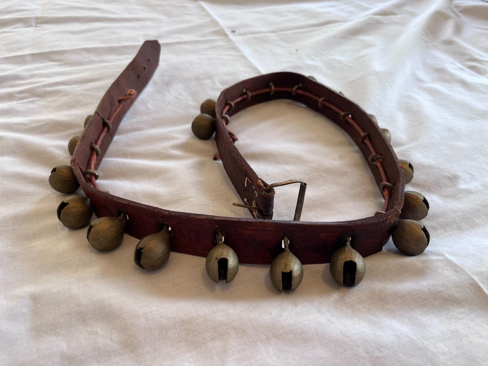 20 Antique Sleigh Bells on 36