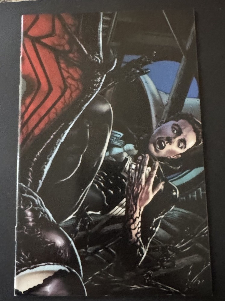 The Amazing Spider-Man #9 Mico Suayan Exclusive Connecting Virgin Variant
