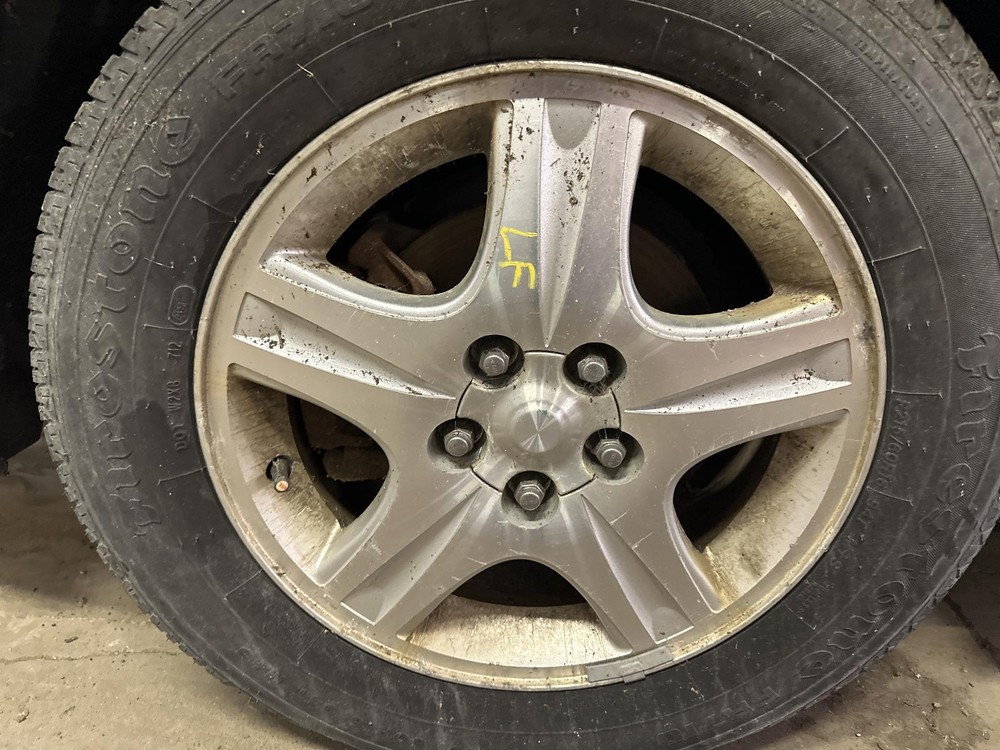 Used Wheel fits: 2000 Ford Taurus 16x6 aluminum 5 spoke machined Grade C