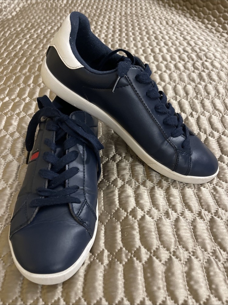 Tommy Hilfiger Mens Size 8.5 Faux Leather Lace Up Sneakers.  Navy.  Great  Cond.