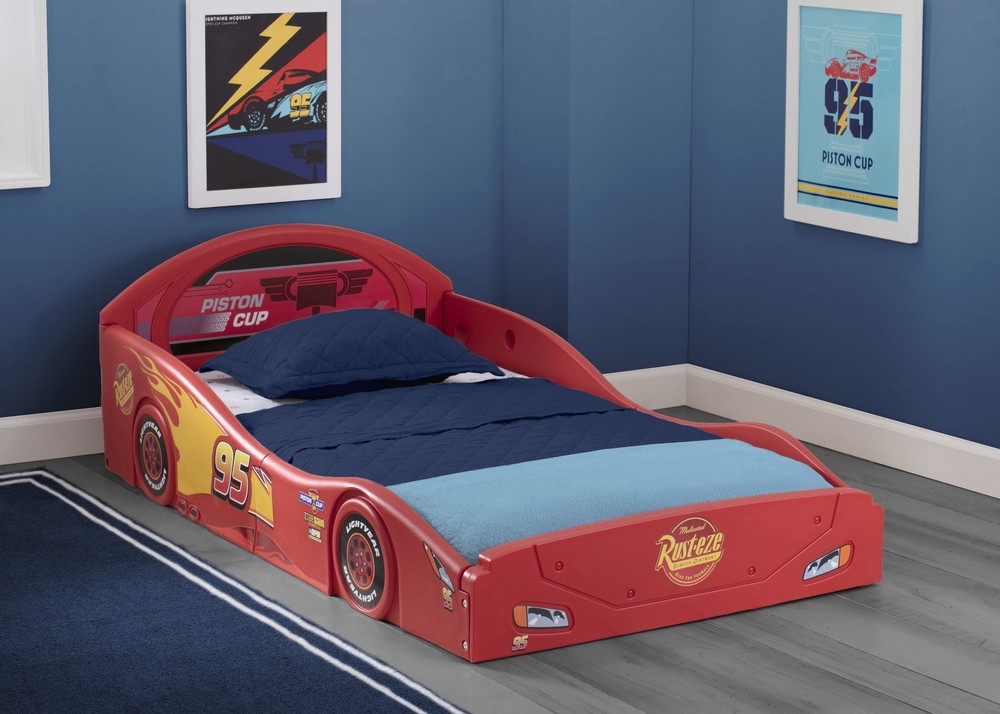 Cars Toddler Bed Lightning McQueen Plastic Safe Race Car Bed Frame Red Kids