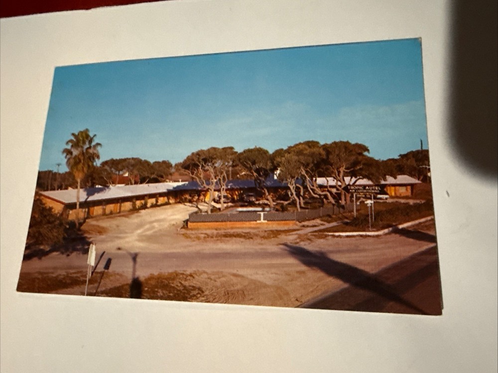 View Tropic Autel, Motel, Pool, Aransas Pass TX, Vintage Postcard