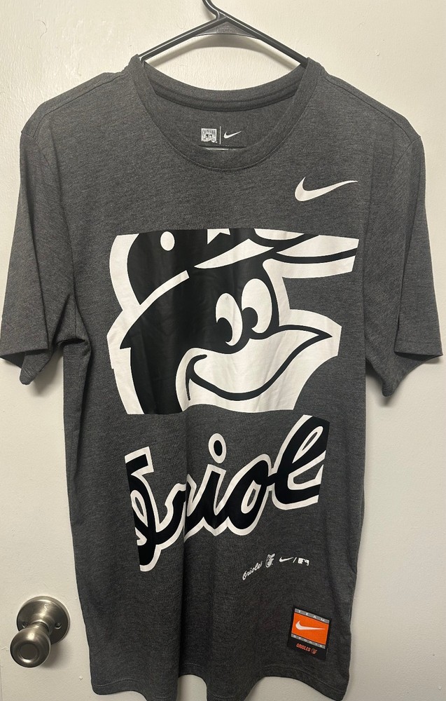Nike Team Sports Baltimore Orioles Gray Graphic T-Shirt Men’s Size M