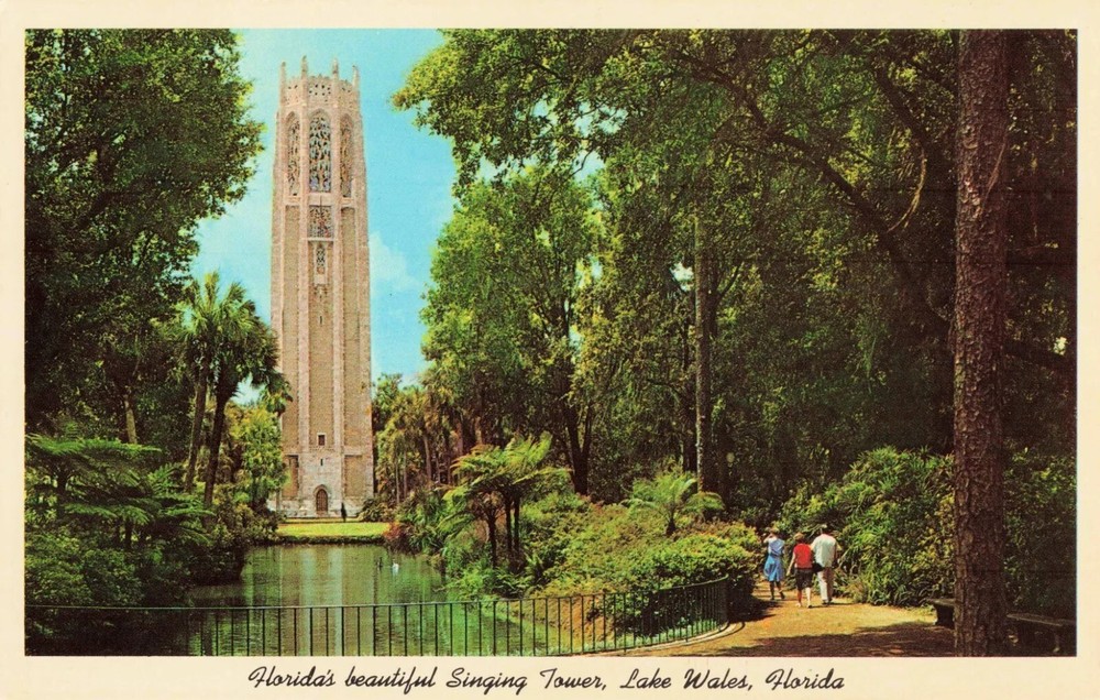 Florida's Beautiful Singing Tower - Lake Wales Florida FL - Postcard