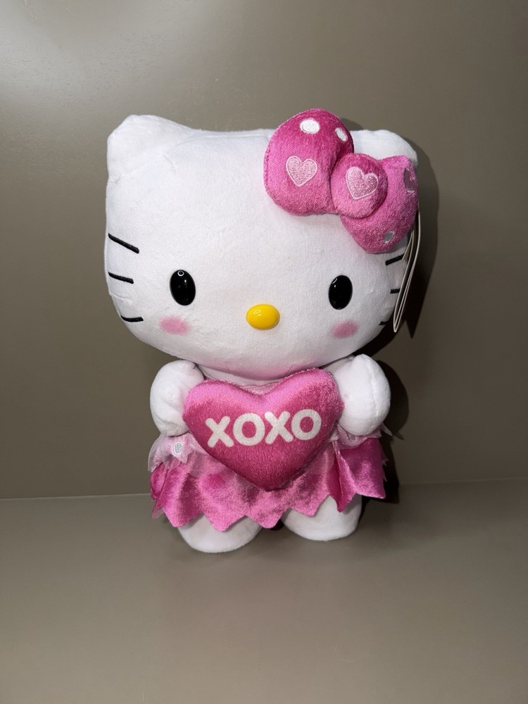 NWT Hello Kitty Valentine's Day Love XOXO Animated Plush Side Stepper