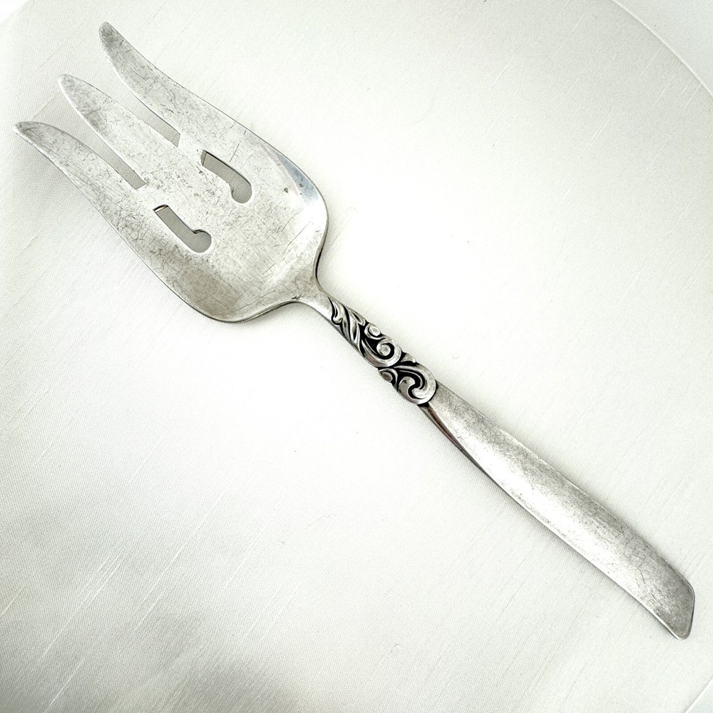 SOUTH SEAS Cold Meat Serving Fork Oneida Community 1955 Silverplate 8 5/8”