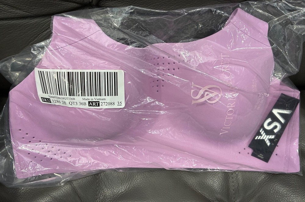 NWT Victoria’s Secret VSX Featherweight Max Sports Bra 36 B