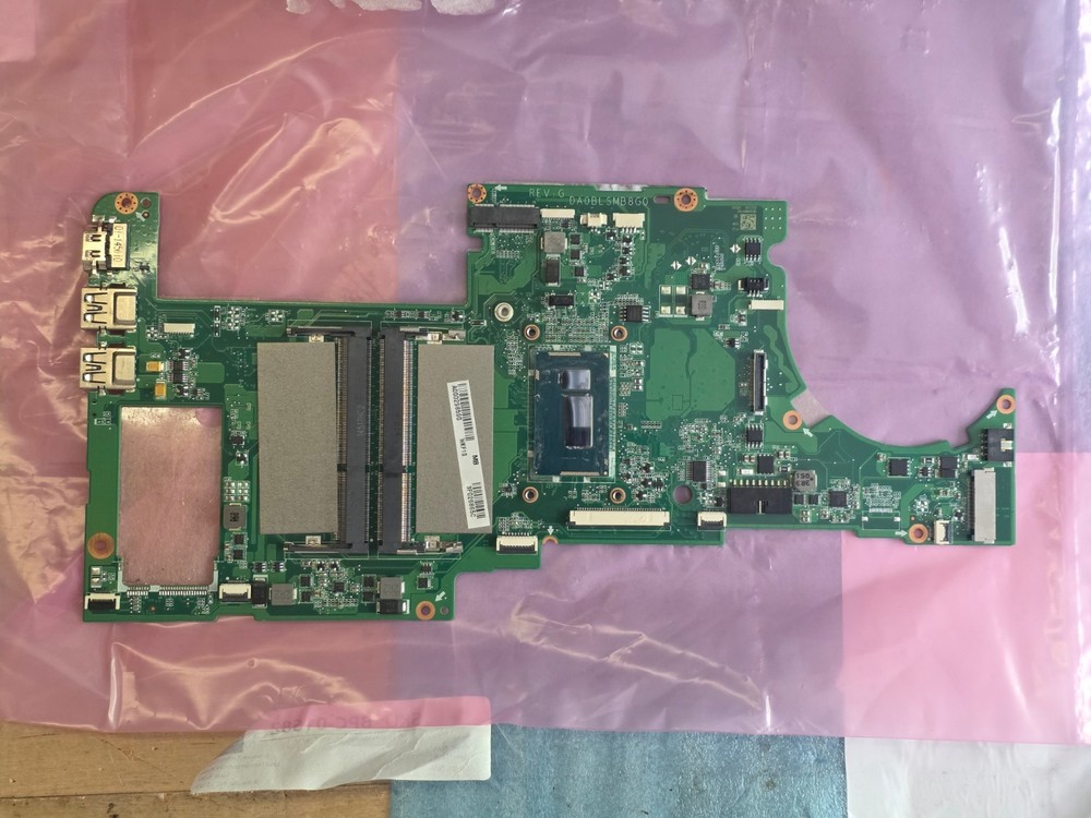 Toshiba Satellite P55W-B5220 - i5-4210U Motherboard - A000298590