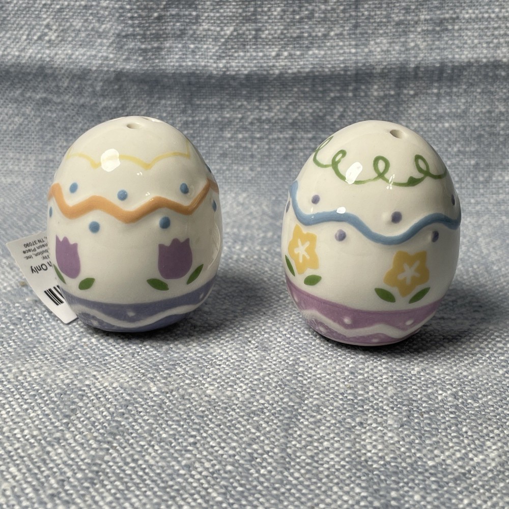 Cracker Barrel Mini Easter Egg Salt & Pepper Shakers Set Spring 2026 New Flower&