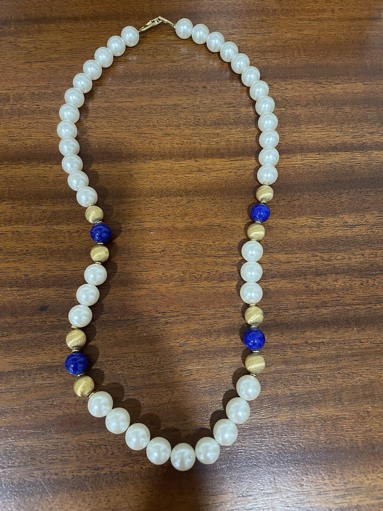 VINTAGE NAPIER FAUX PEARL Faux LAPIS GOLD BEADS GOLDTONE NECKLACE PAT. 4,774,743