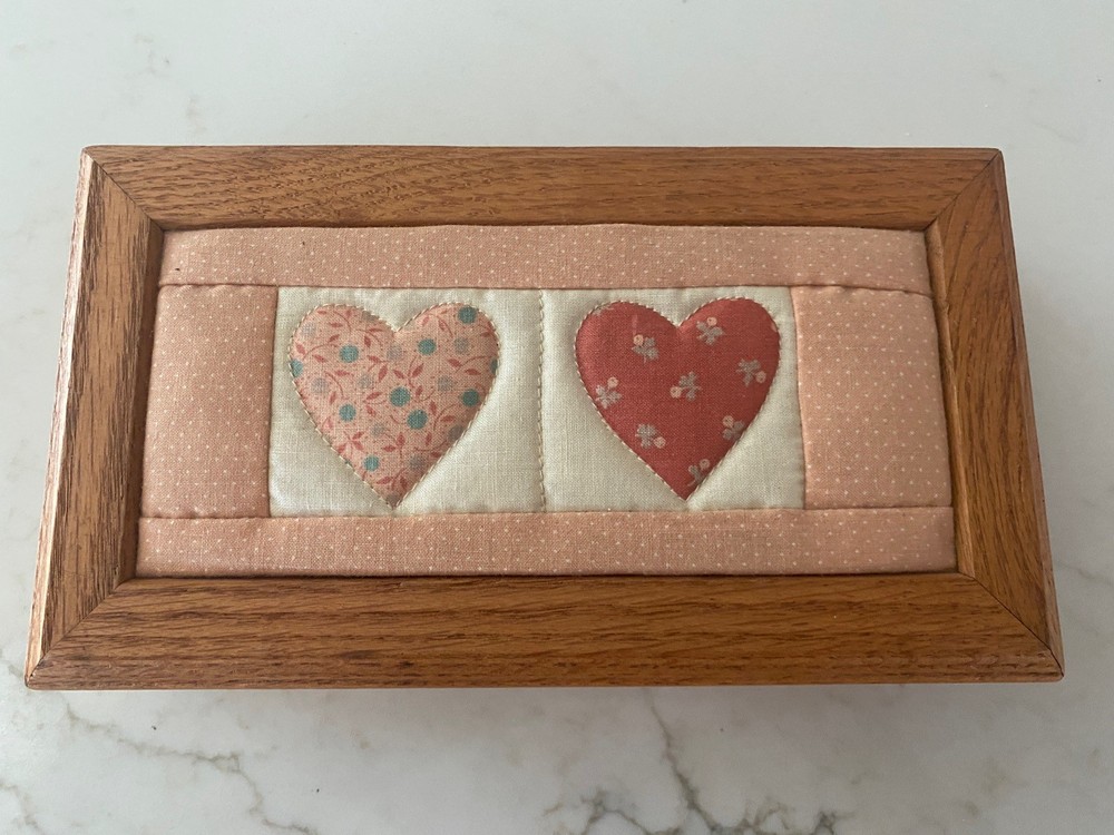 Vintage Tennessee Wood Crafters Oak Wood Quilted Top Trinket Box Jewelry box