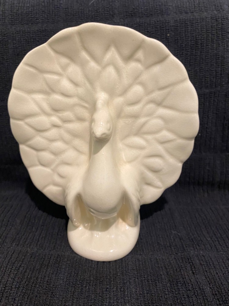 Vintage McCoy Ceramic Peacock Wall Pocket Vase Planter USA MCM Ivory White Bird