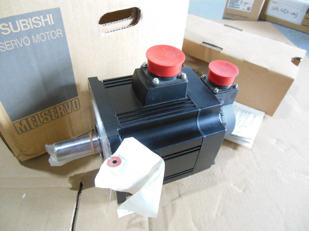 MITSUBISHI HC-SFS102 Servo Motor HCSFS102 Drives In Box Expedited Shipping New